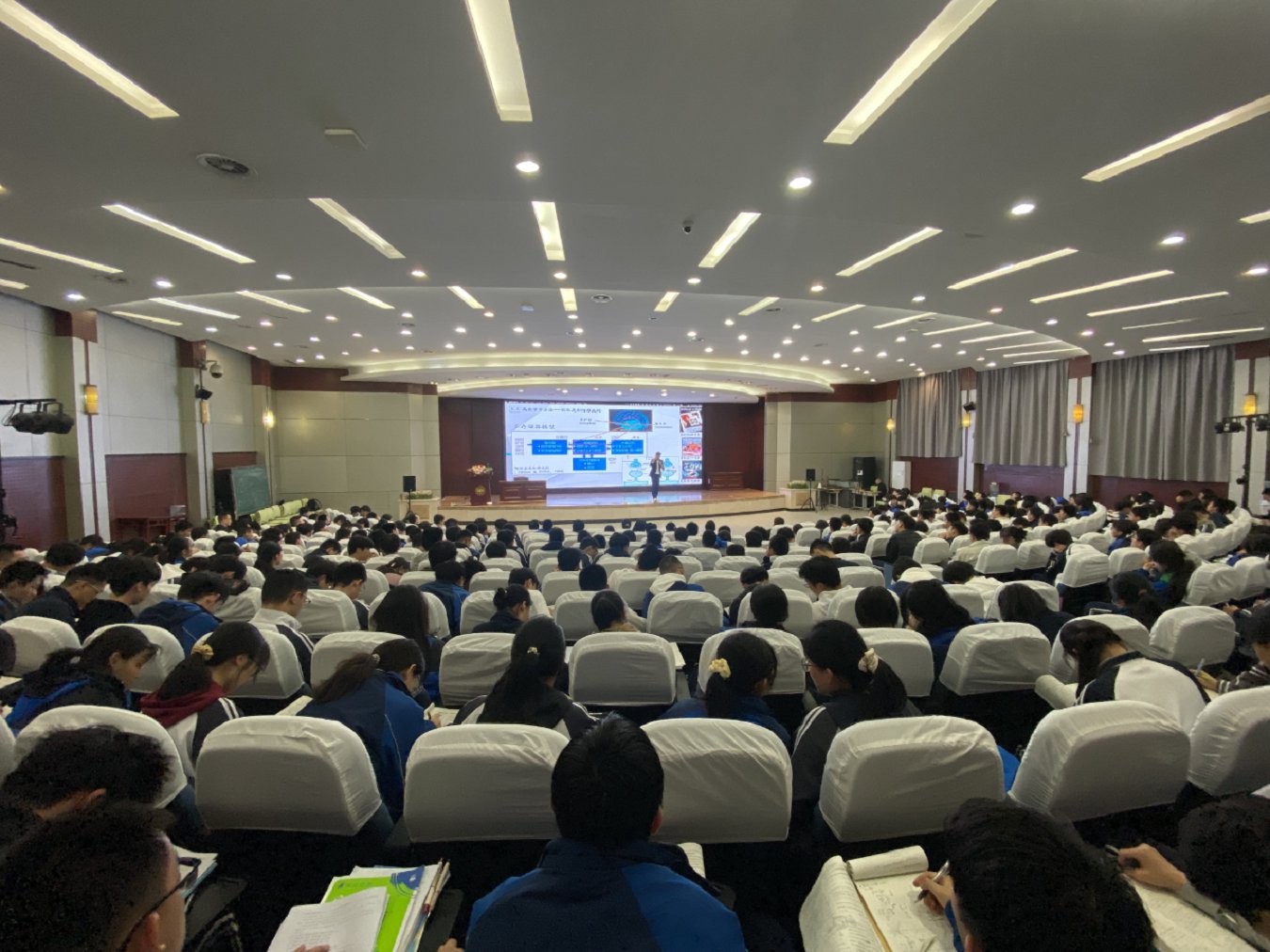 微信图片_2025-11-19_103832_487.png