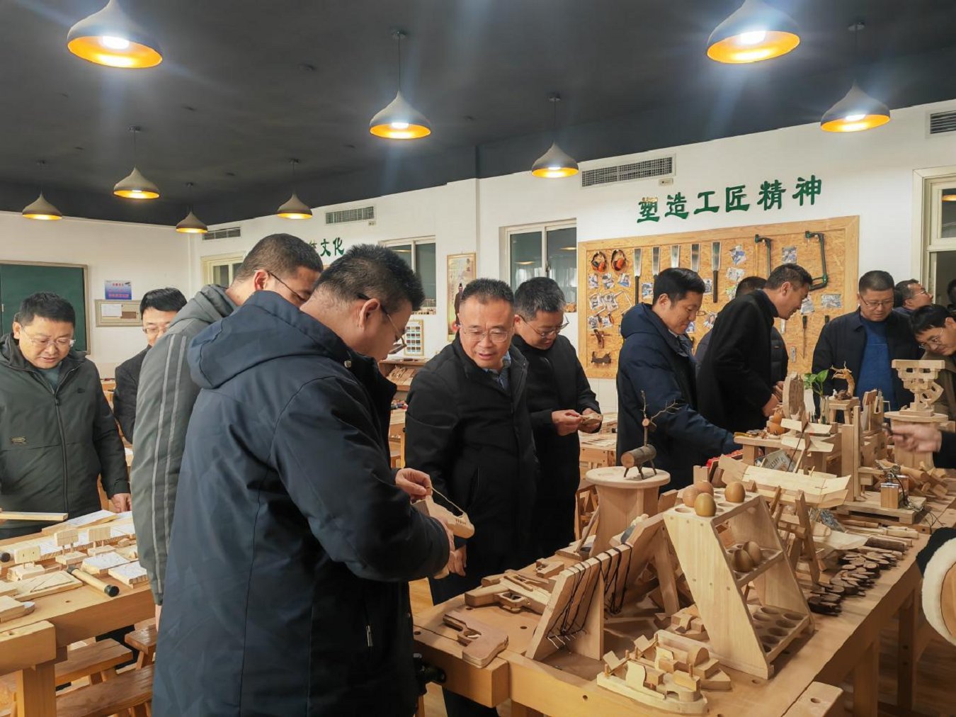 微信图片_2025-12-15_104017_075.png